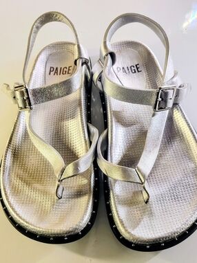 PAIGE Silver Metallic Thong Sandals Slingback Buckle Flat Size